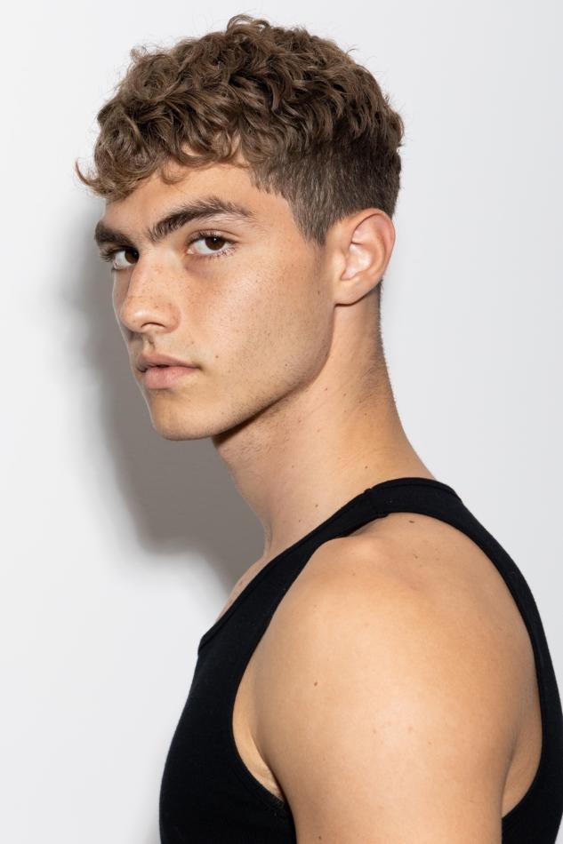 Lucas Tarrago - fashion model portfolio photo 1