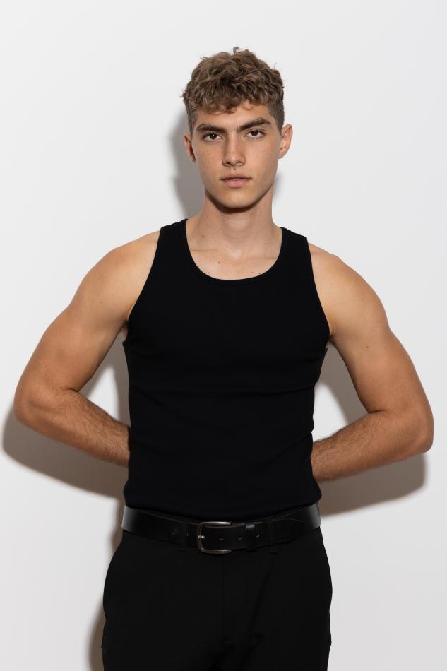 Lucas Tarrago - fashion model portfolio photo 19