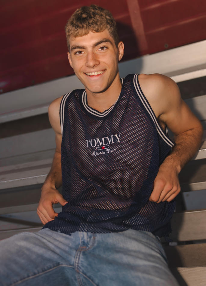 Lucas Tarrago - fashion model portfolio photo 26