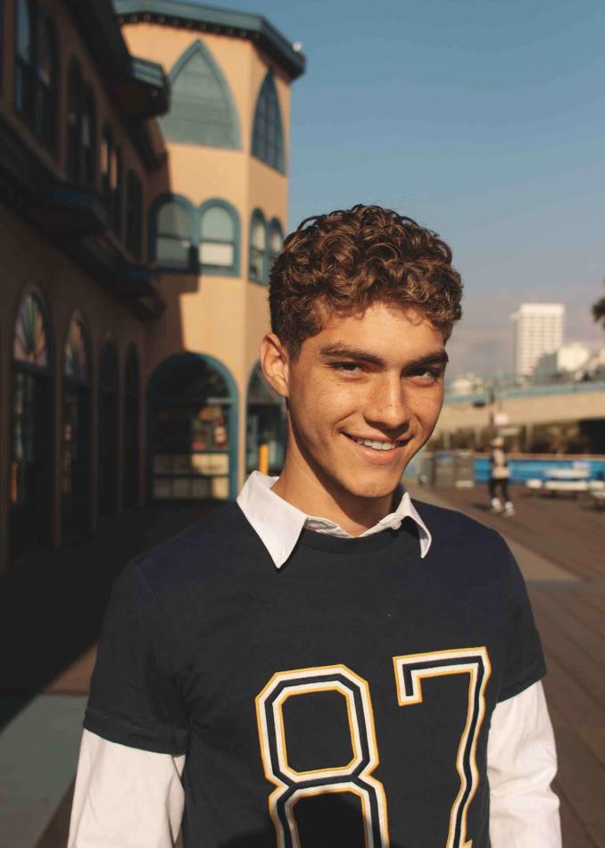 Lucas Tarrago - fashion model portfolio photo 24
