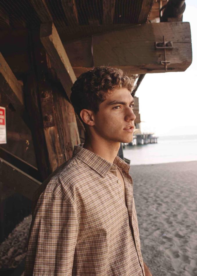 Lucas Tarrago - fashion model portfolio photo 5