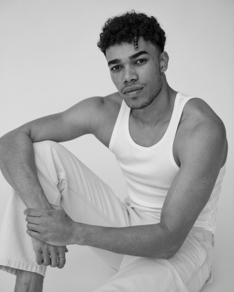 Sonny Bennett-Steele - fashion model portfolio photo 14