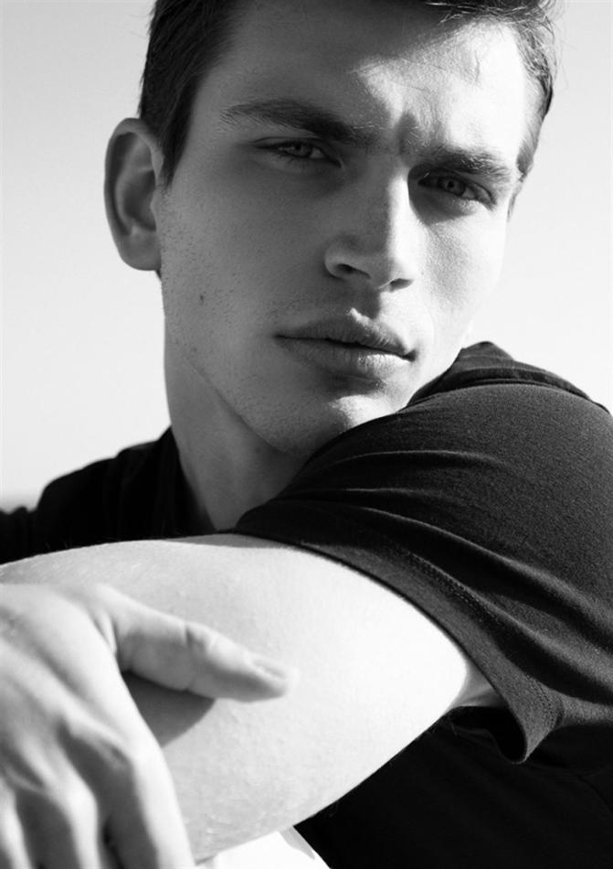 Panos Athanasiou - fashion model portfolio photo 11