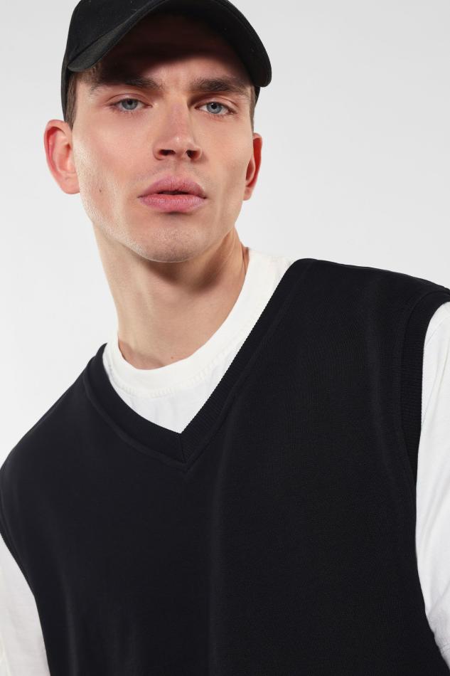 Panos Athanasiou - fashion model portfolio photo 7