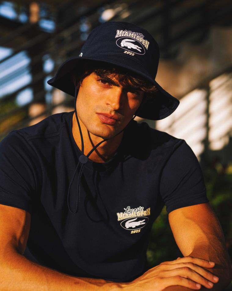 Iago Botelho - fashion model portfolio photo 12