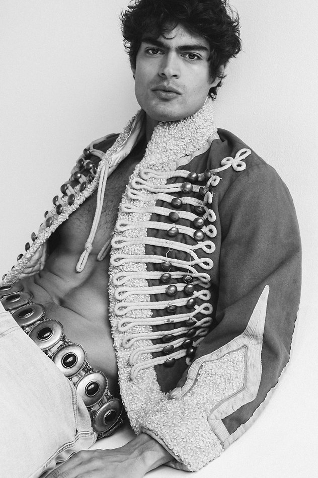 Iago Botelho - fashion model portfolio photo 24