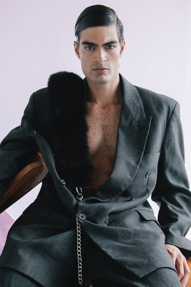Iago Botelho - fashion model portfolio photo 28