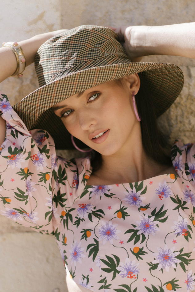 Gabby Westbrook - fashion model portfolio photo 11