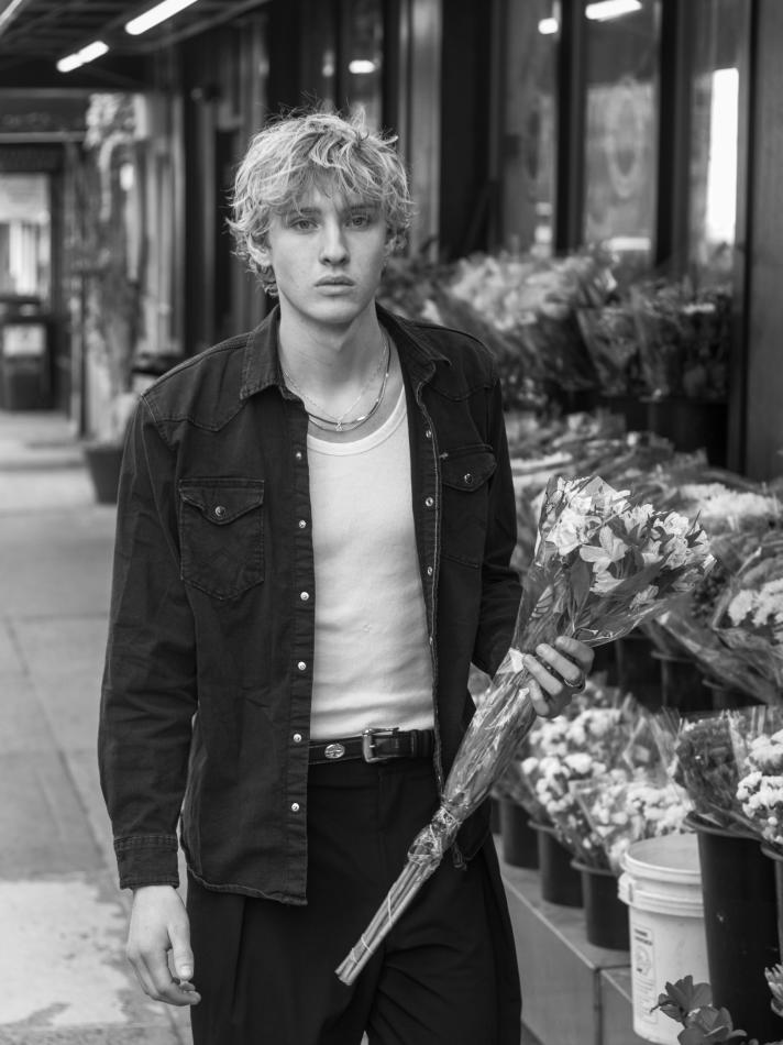Bodhi Werner-Salsbury - fashion model portfolio photo 9