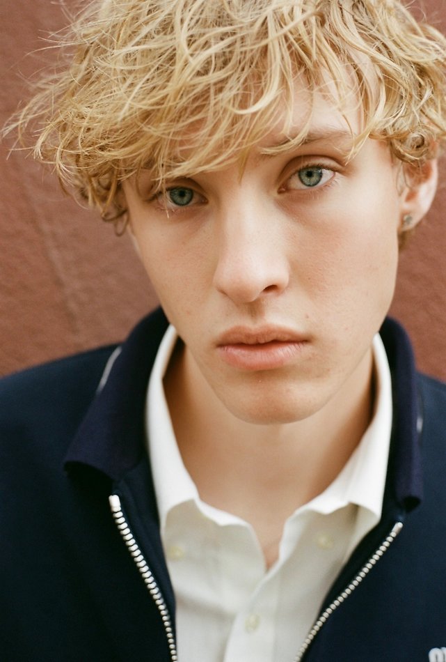 Bodhi Werner-Salsbury - fashion model portfolio photo 4