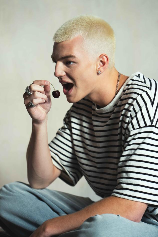 Alex Brendon - fashion model portfolio photo 7