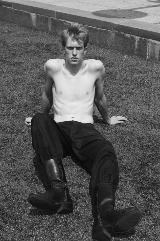 Calder Tillinghast - fashion model portfolio photo 4