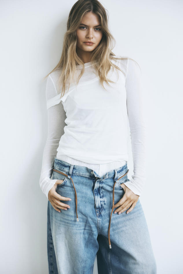 Milli Ross - fashion model portfolio photo 6
