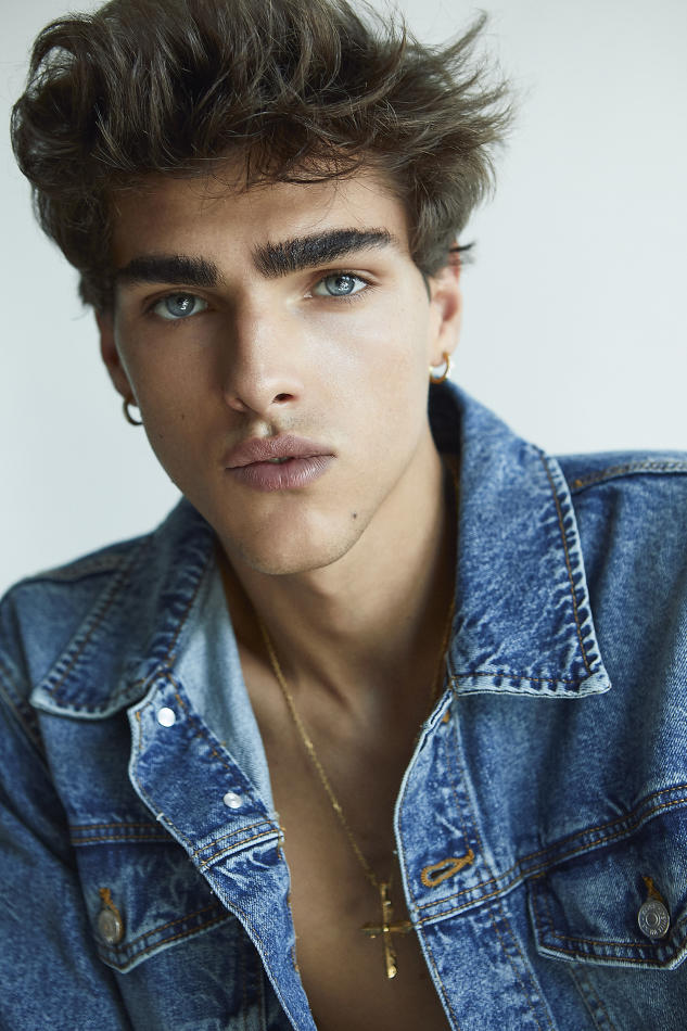 Simone Stravolo - fashion model portfolio photo 43