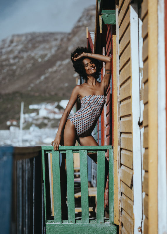 Angélique Michelle C