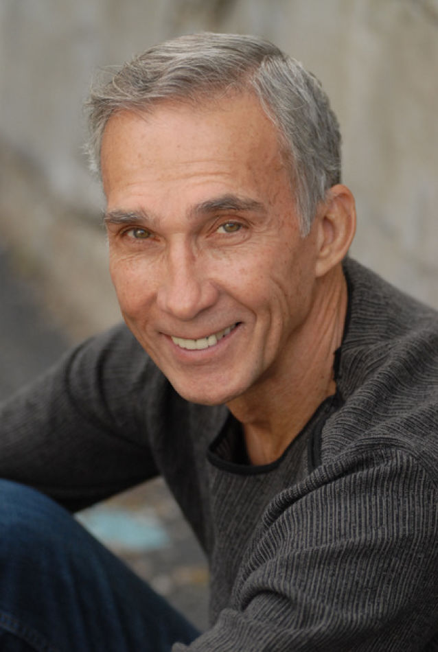 Jim Krestalude - Talent-men