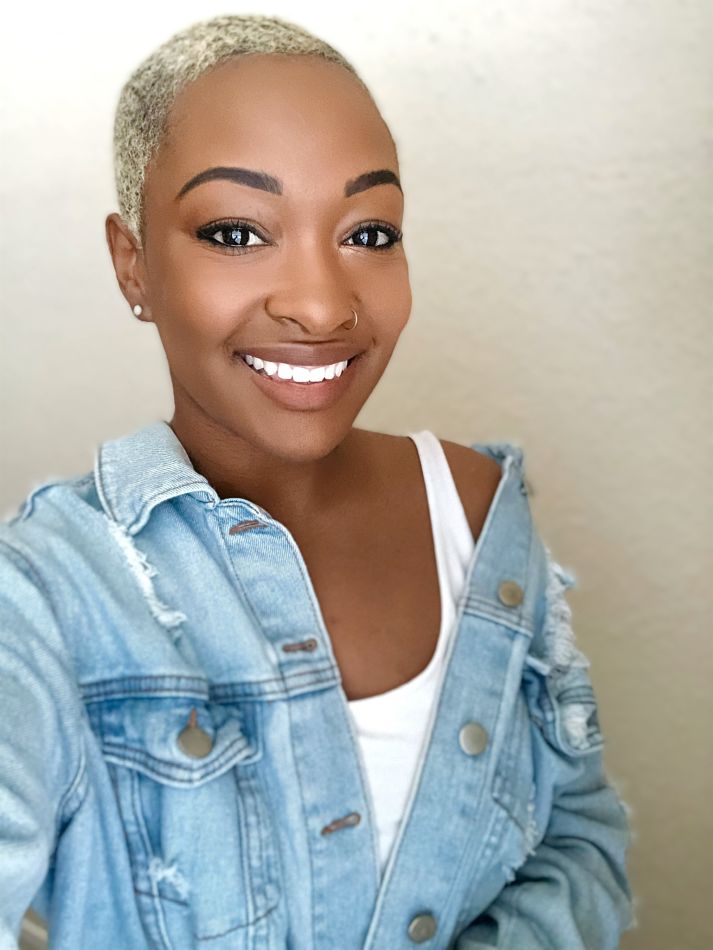 Nicole Simone - Talent-women