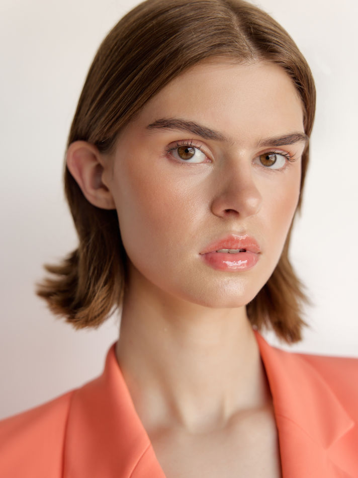 Caroline Jacobson. - Women-new-faces