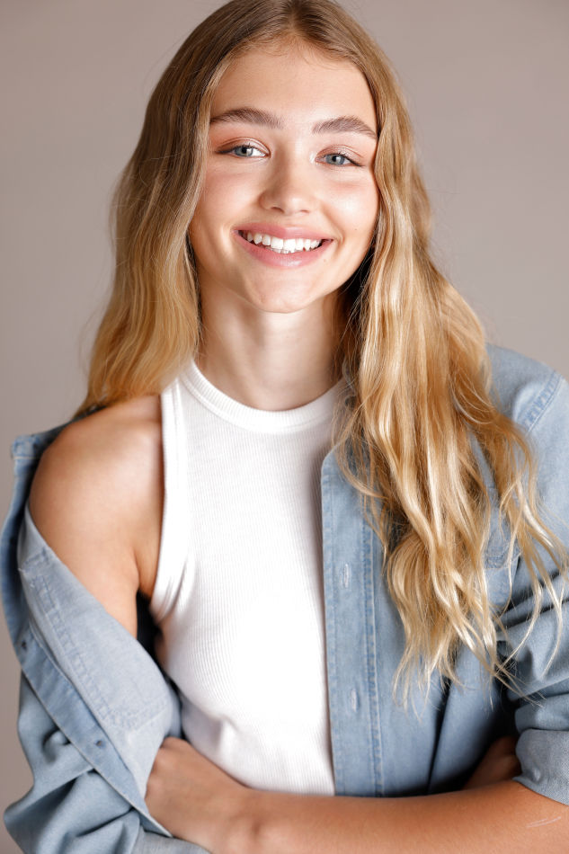 SABRE ISDALE - Women-new-faces